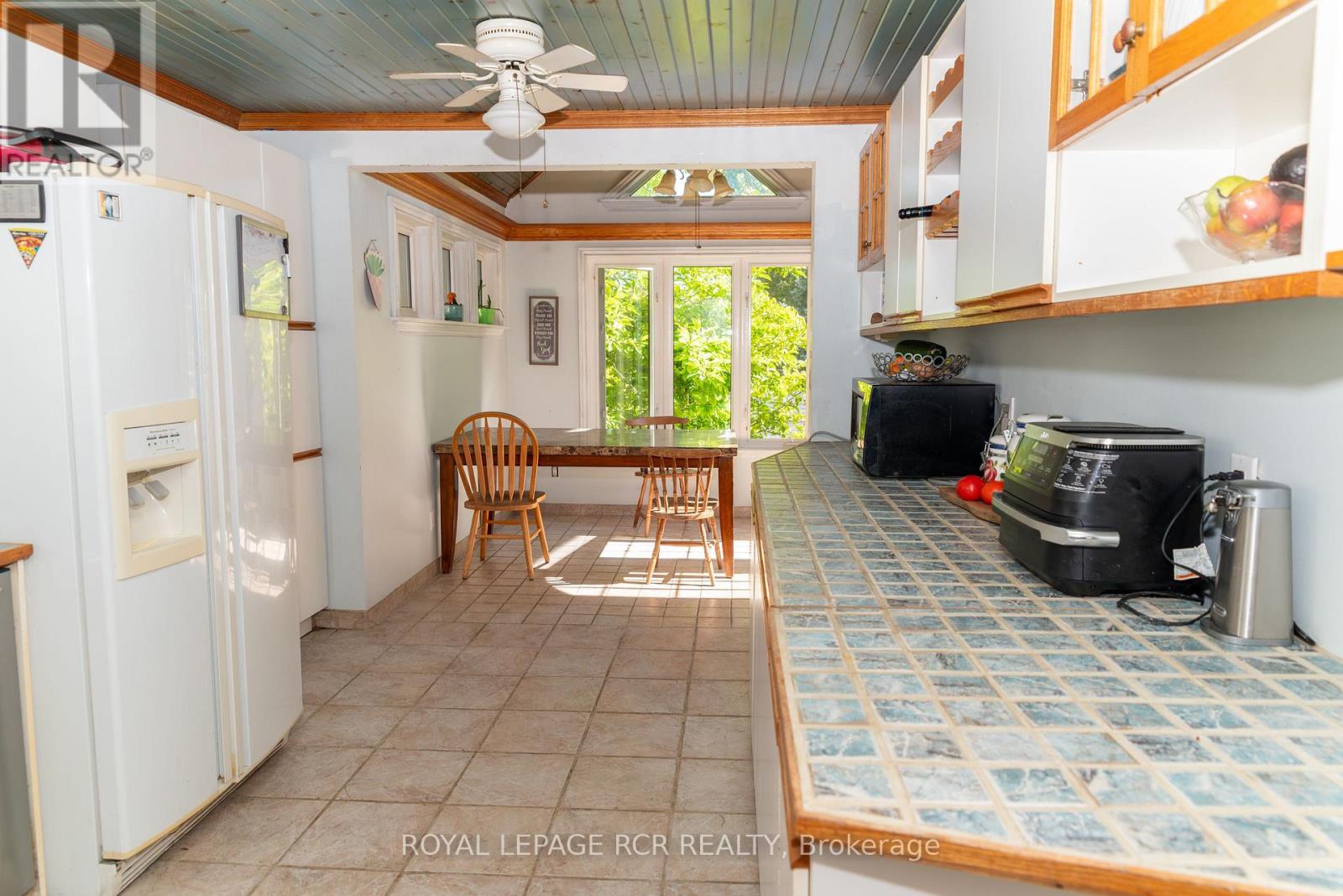 82 QUARRY DRIVE - 12
