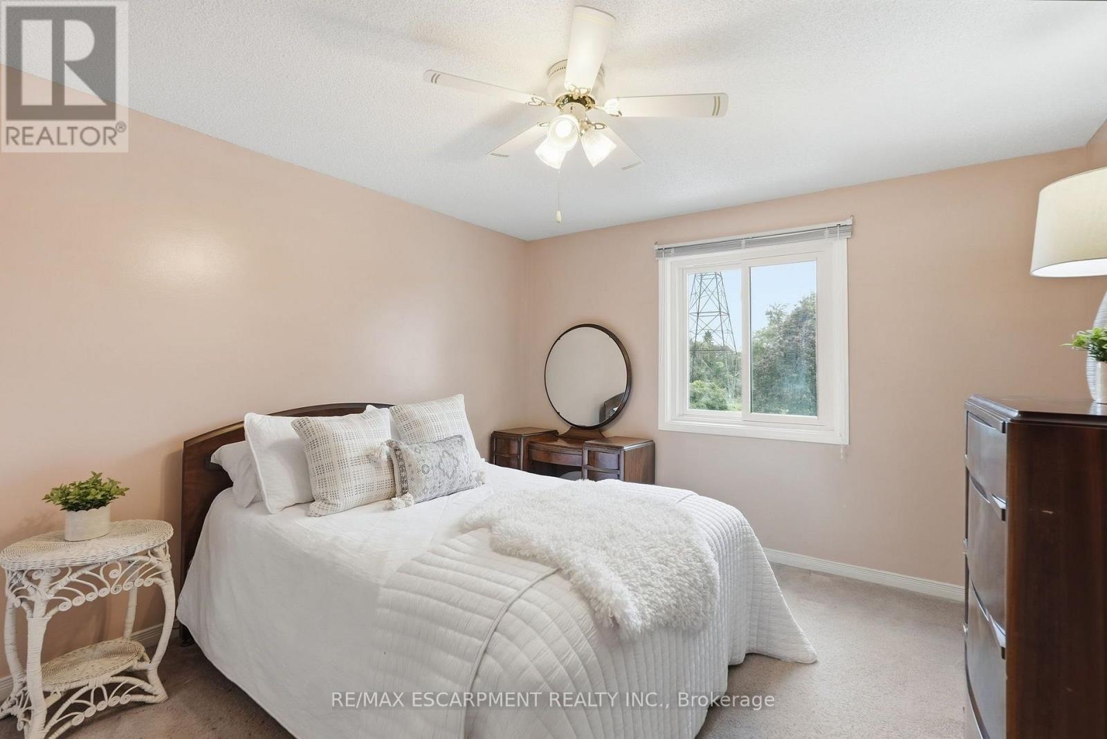158 RUSHDALE DRIVE - 29