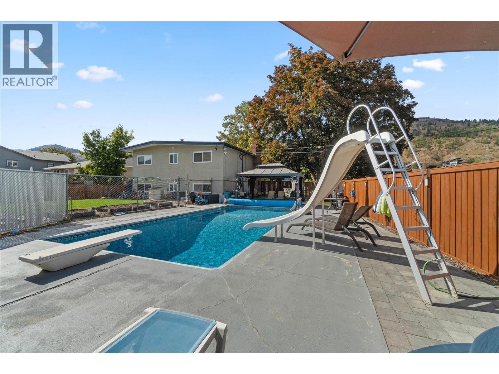 811 SUMAC Place - 1