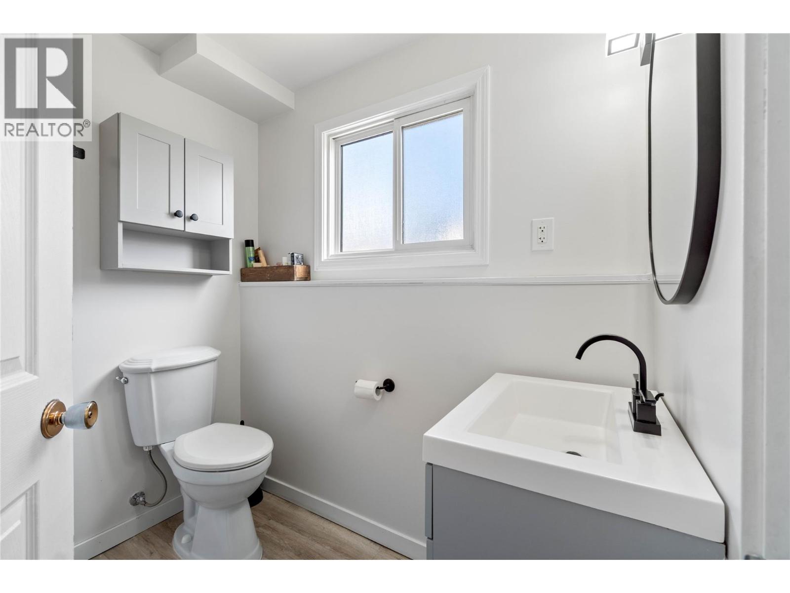 811 SUMAC Place - Image 17