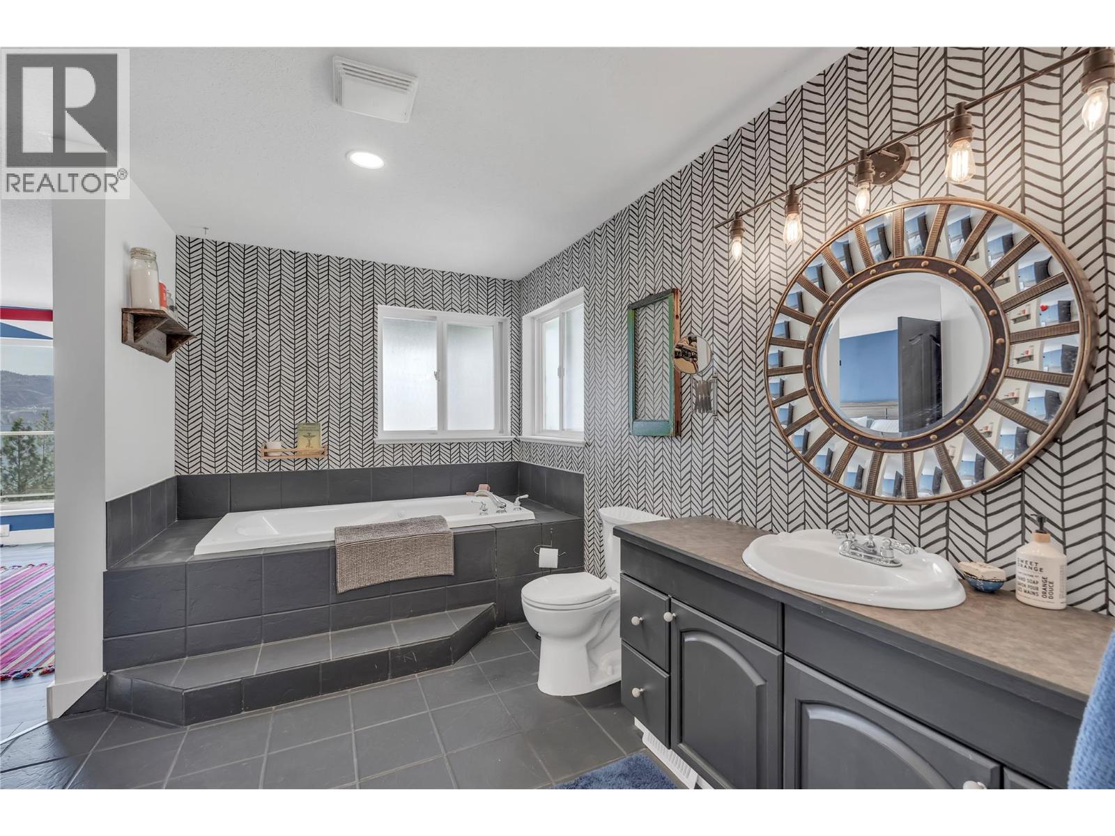 6788 INDIAN ROCK Road - 29