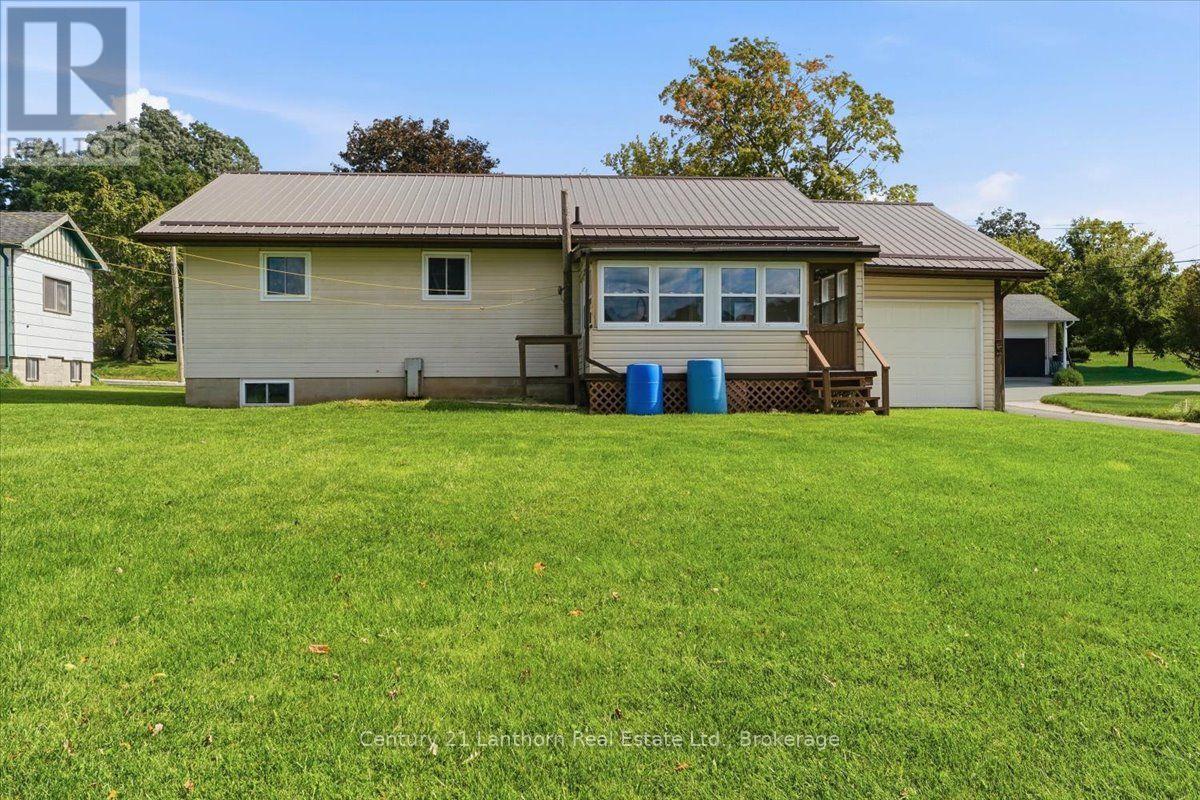 18 DINGMAN STREET - Image 31