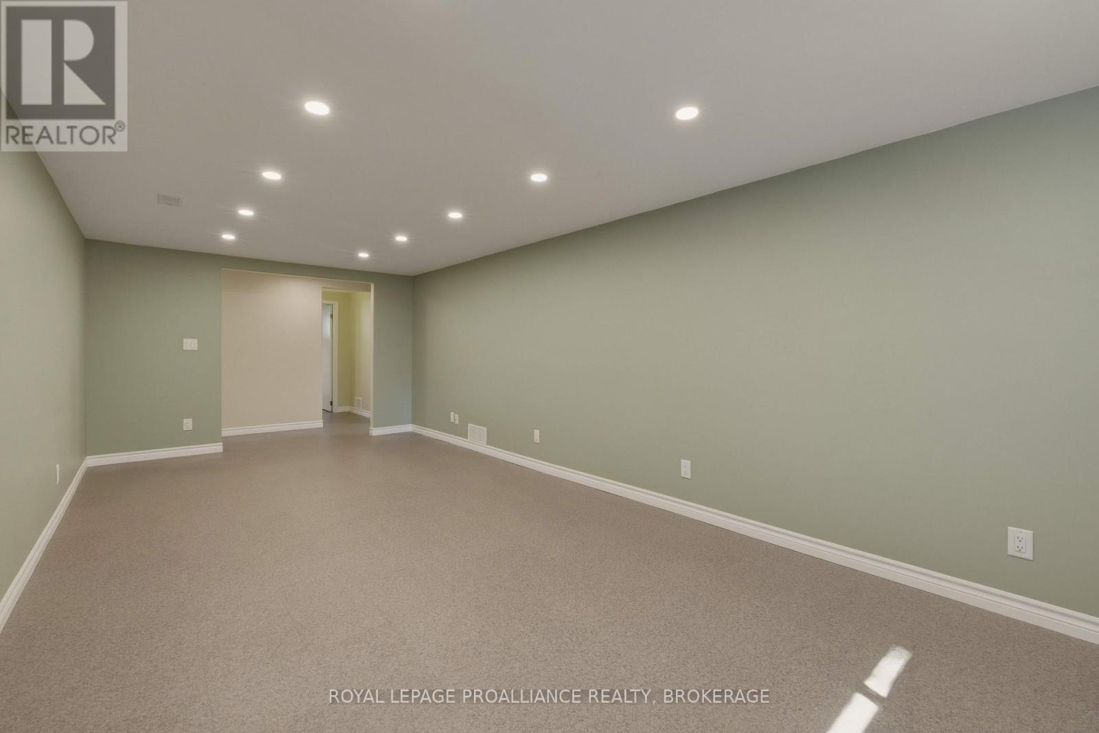 777 KIMBERLEY STREET - 30