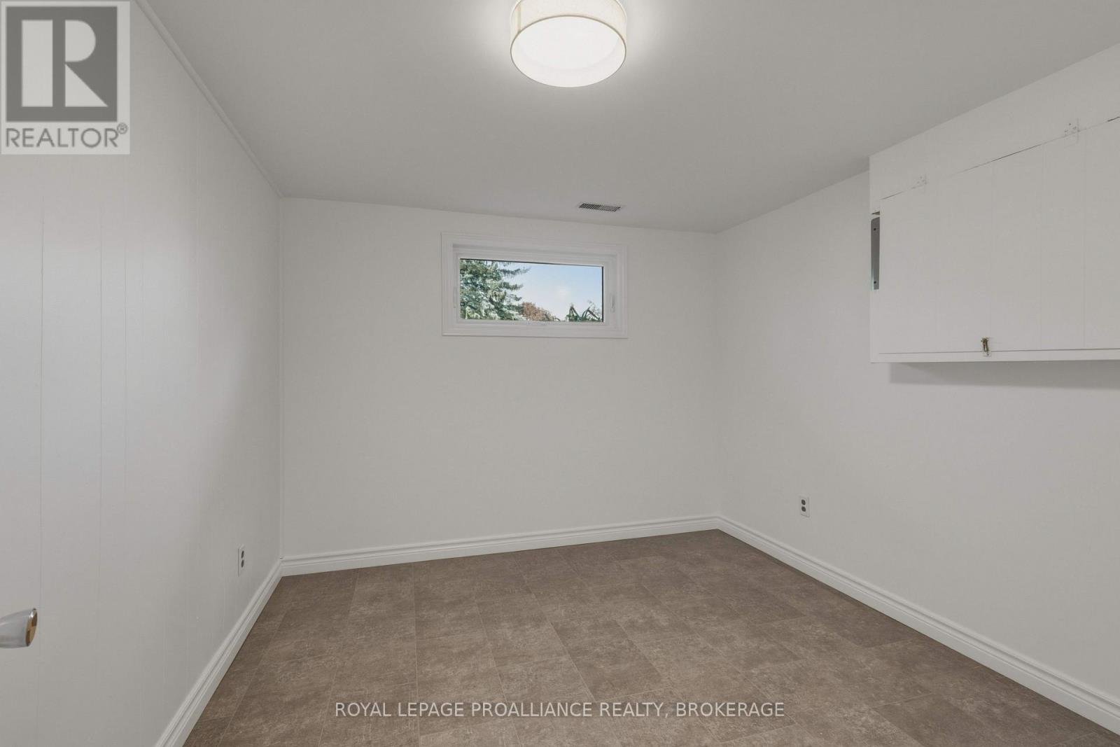 777 KIMBERLEY STREET - Image 33