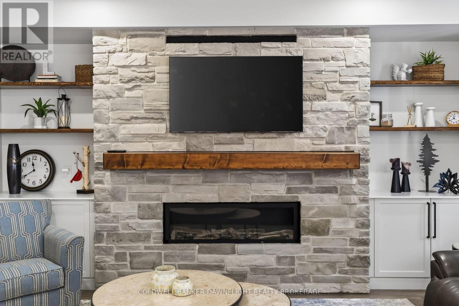499 MOTZ BOULEVARD - Image 11
