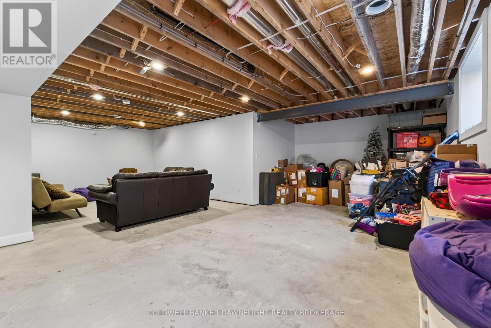 499 MOTZ BOULEVARD - Image 38
