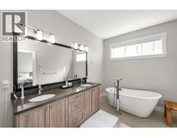 2423 Echo Valley Dr, Langford, BC V9B0S1 Photo 12