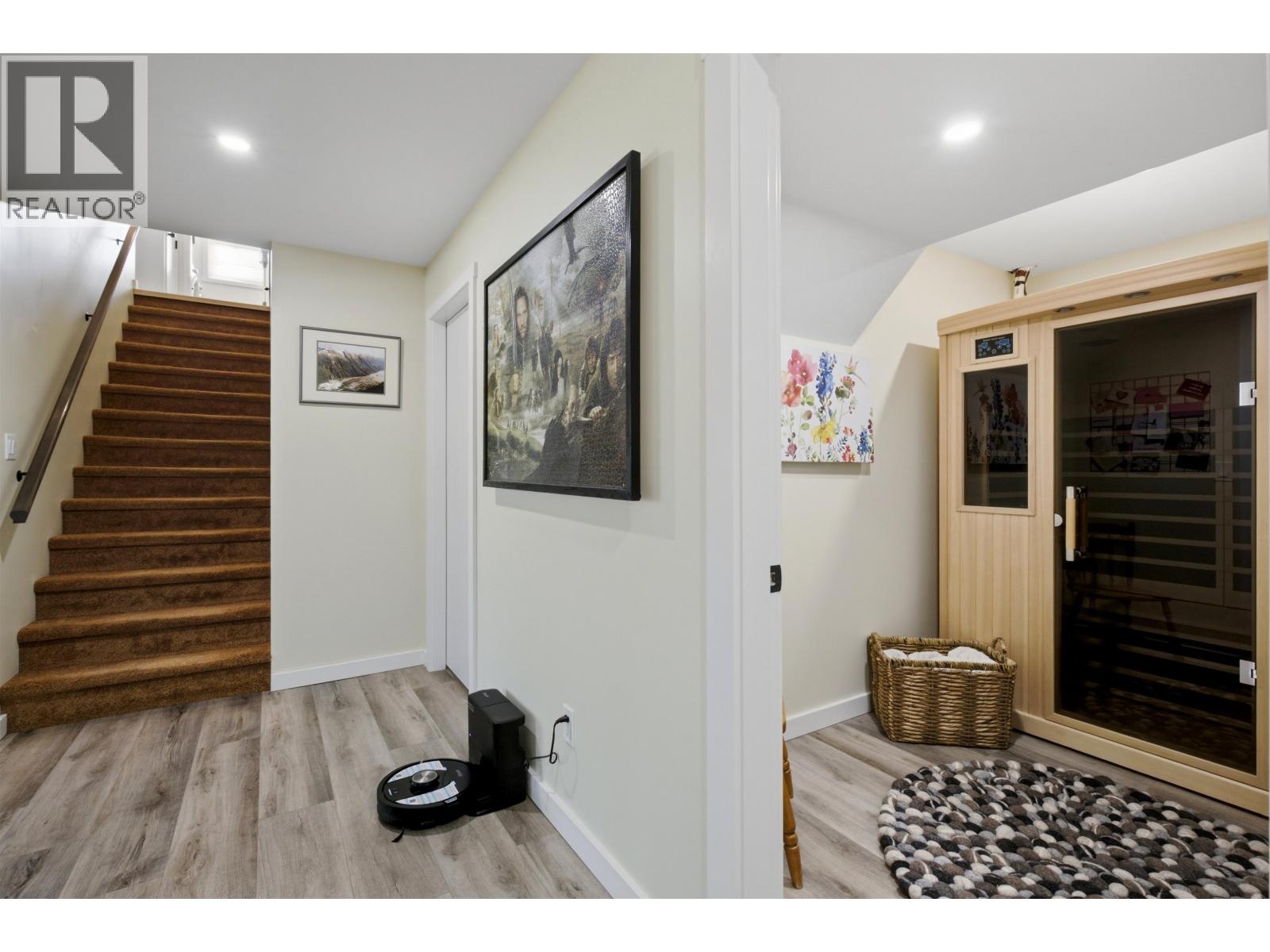 2050 S LAKESIDE DRIVE - Image 19