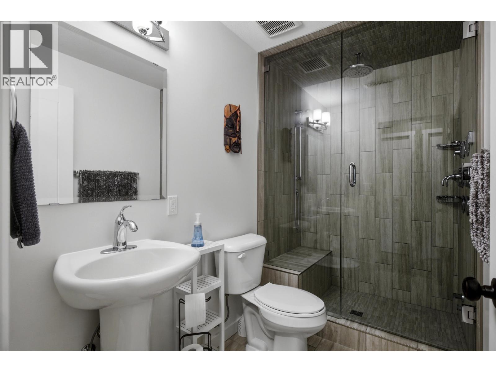 2050 S LAKESIDE DRIVE - 21