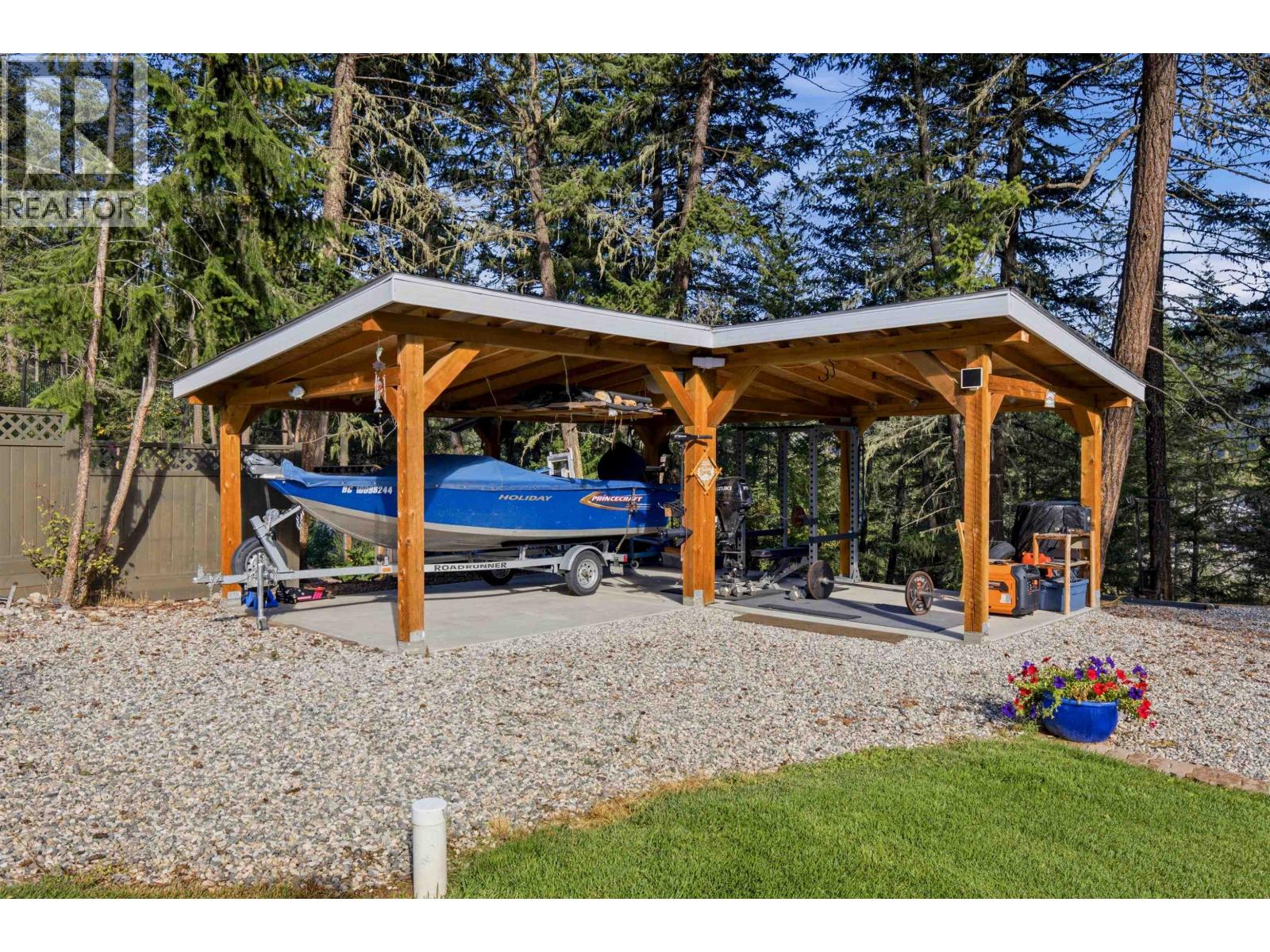 2050 S LAKESIDE DRIVE - 31