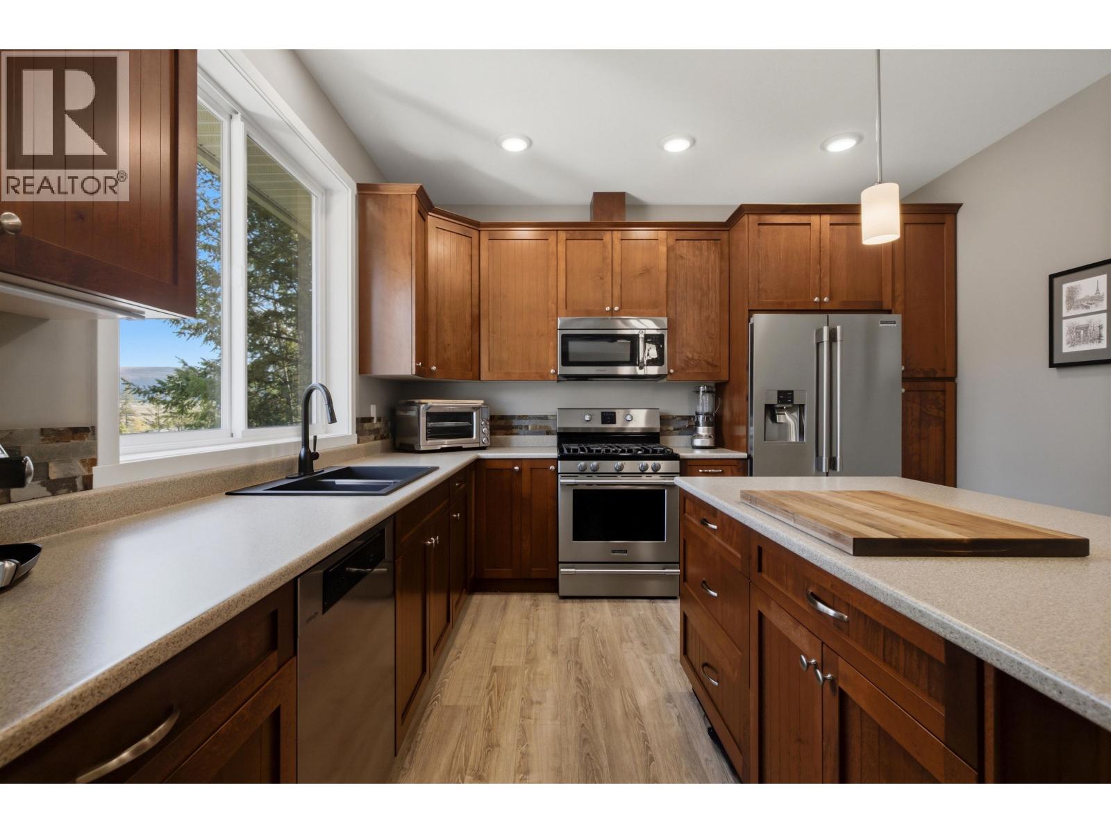2050 S LAKESIDE DRIVE, Williams Lake — photo 5