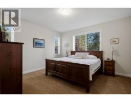 Bedroom 4 - 2050 South Lakeside Drive, Williams Lake, BC V2G5H4 Photo 11