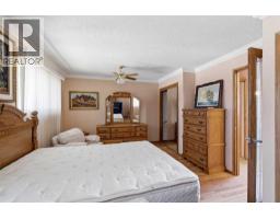 Bedroom - 16 Dalroy Crescent Nw, Calgary, AB T3A1G3 Photo 9