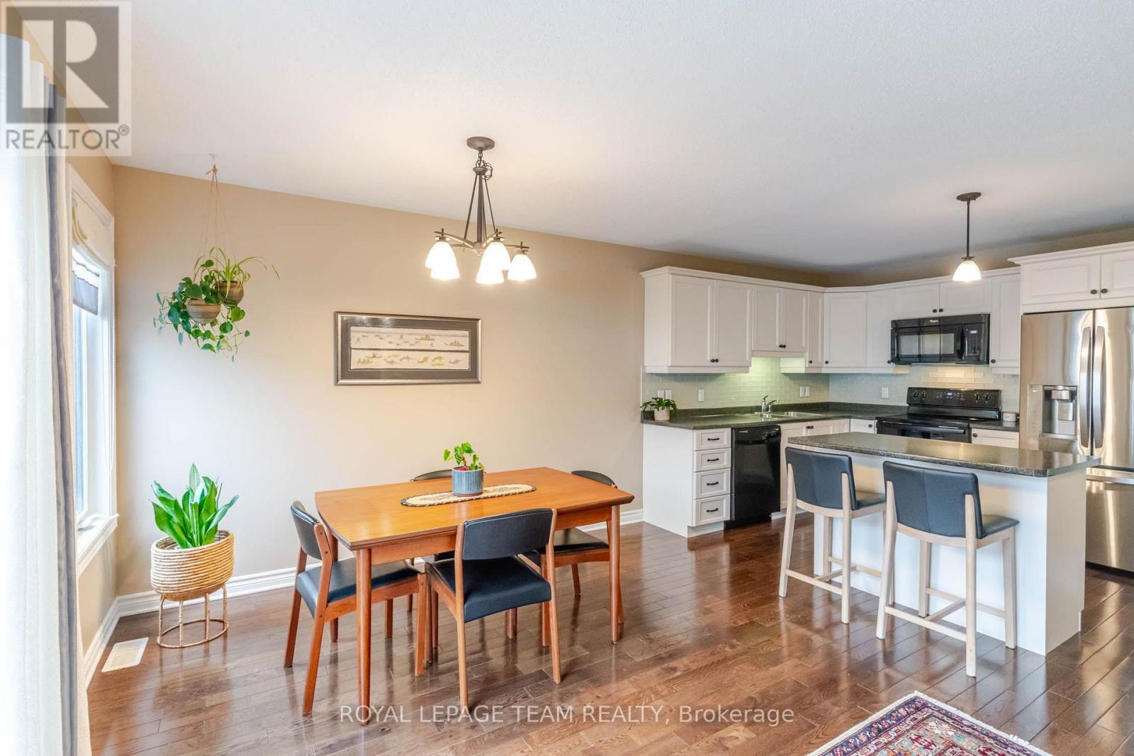 396 ANN STREET - 13