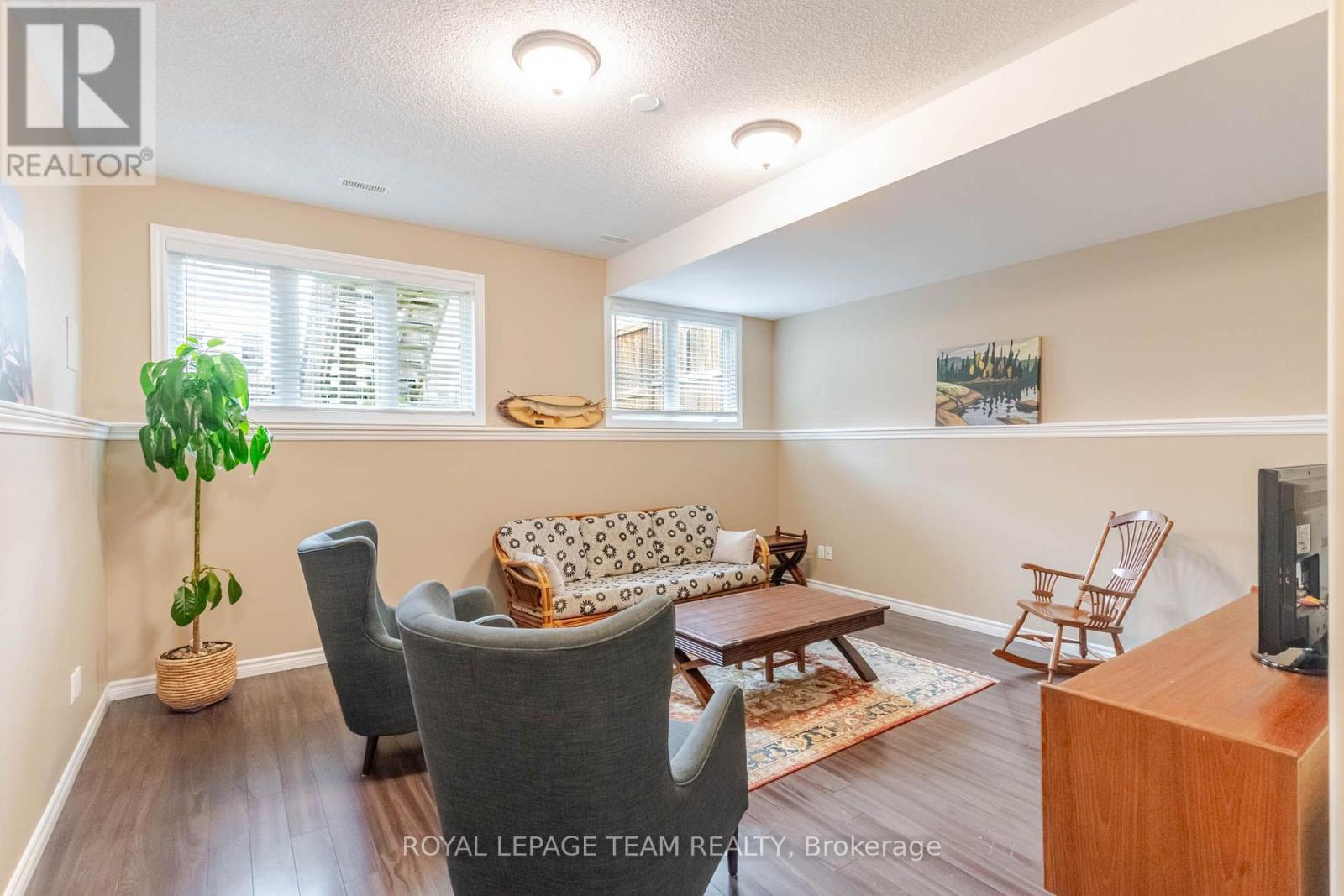 396 ANN STREET - 16