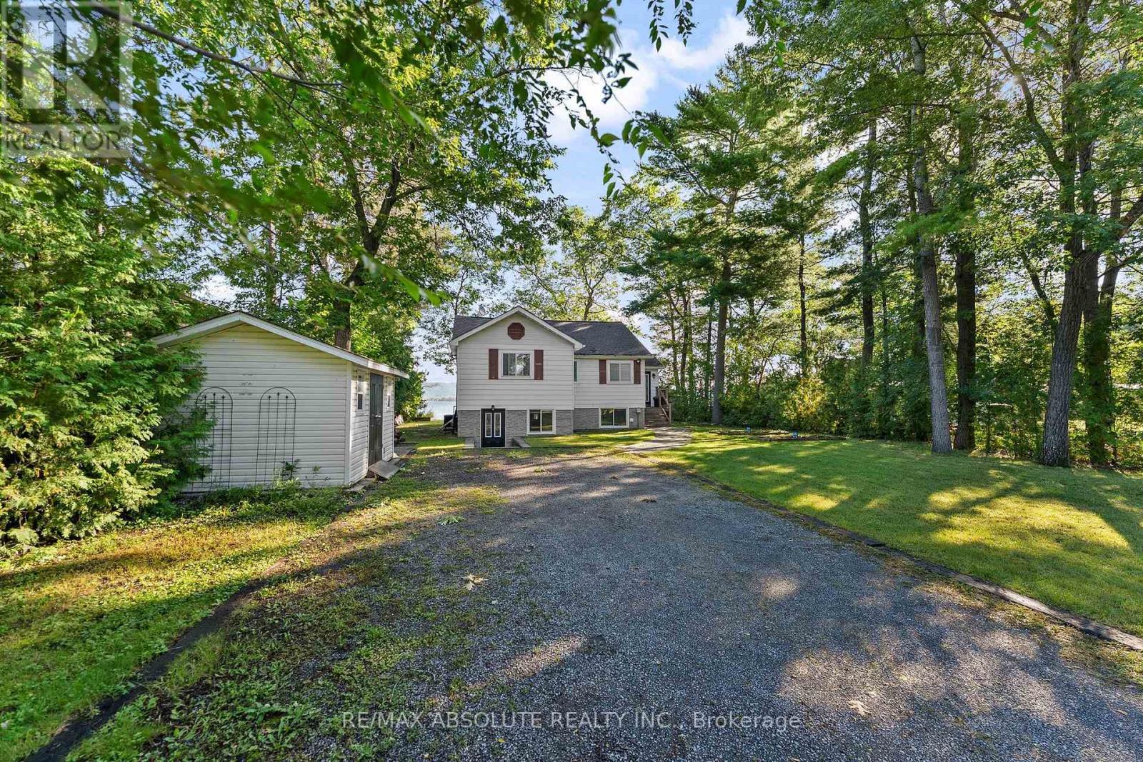 470 BAYVIEW DRIVE - 40