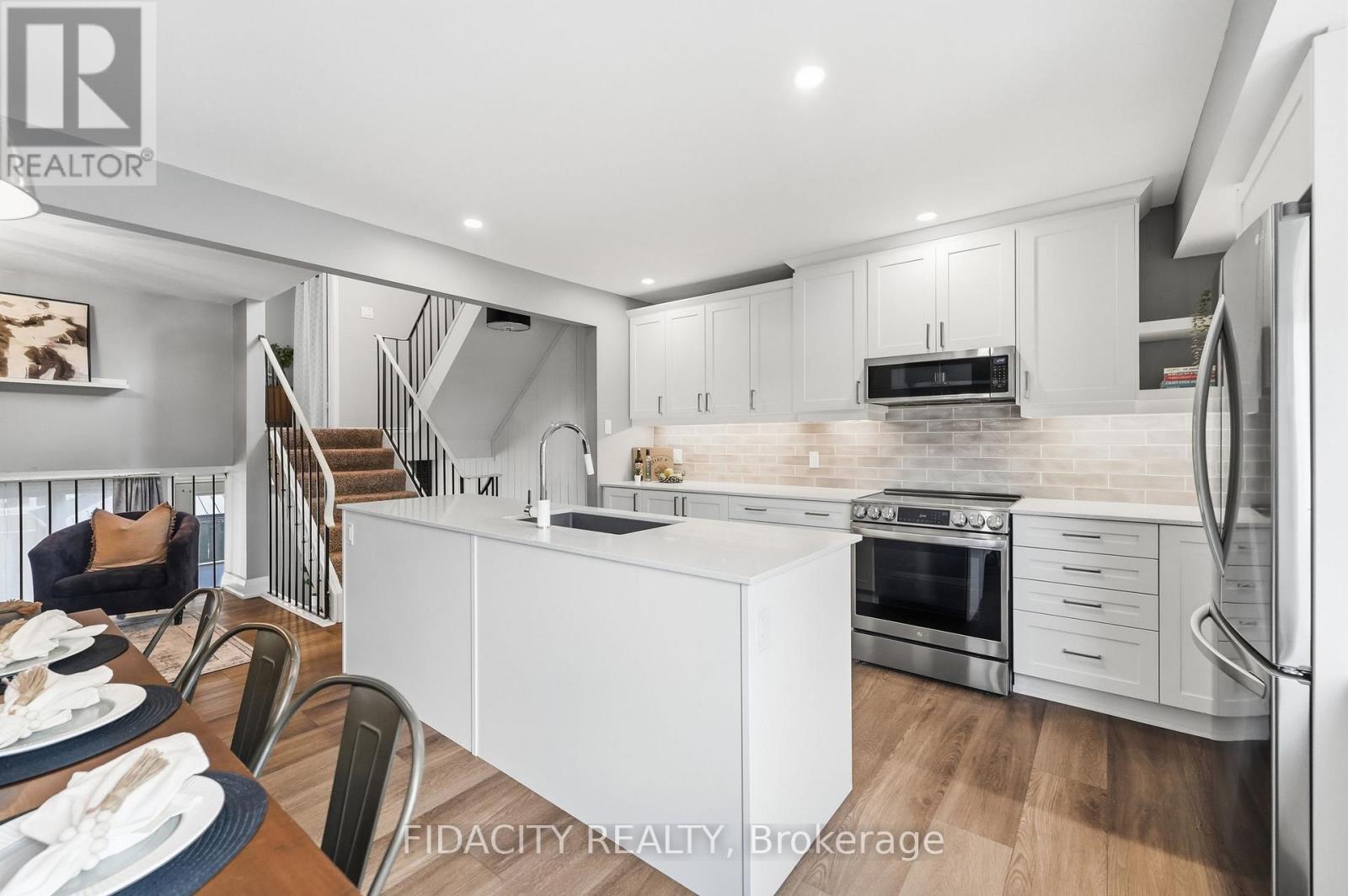 3 Bed, 2 Bath Apartment for Sale in Ottawa – 151 – 320 STOWE COURT, Ottawa – MLS# X13773716 - Image 10
