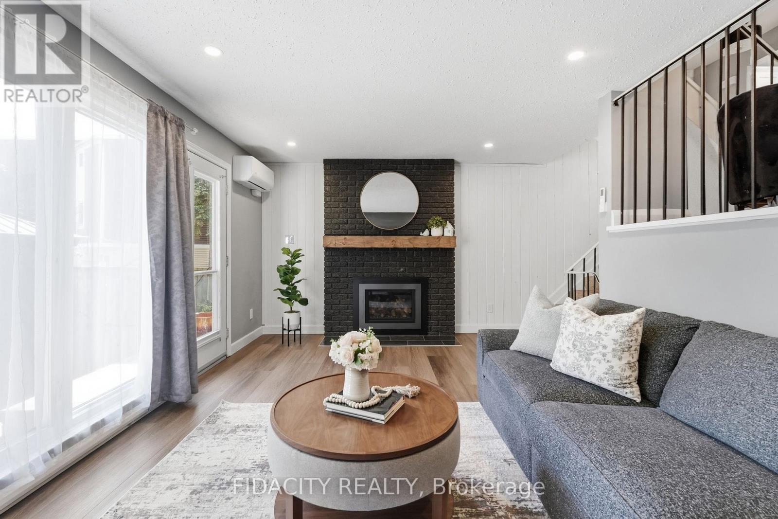 151 - 320 STOWE COURT, Ottawa — photo 7