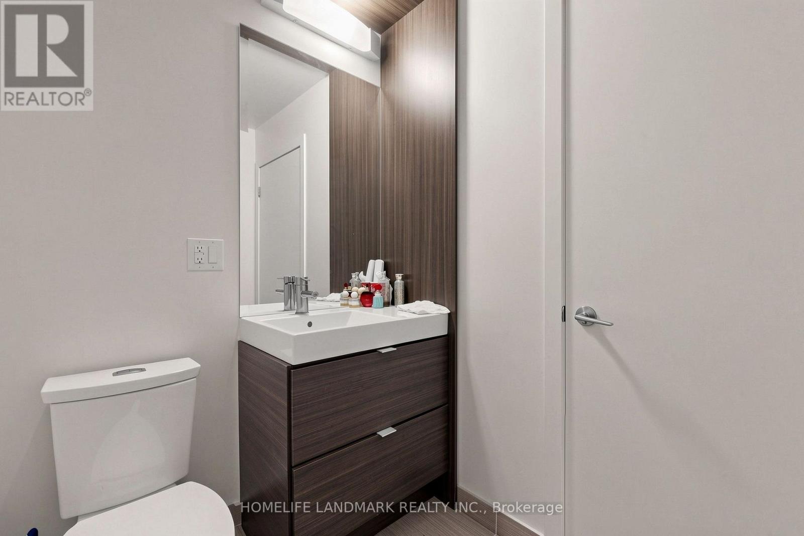 #909 62 FOREST MANOR ROAD - Image 32