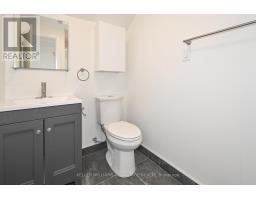 Upper - 113 Woodbine Avenue, Toronto, ON M4L3P1 Photo 10