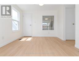 Upper - 113 Woodbine Avenue, Toronto, ON M4L3P1 Photo 14