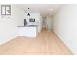 Bathroom - Upper - 113 Woodbine Avenue, Toronto, ON M4L3P1 Photo 6