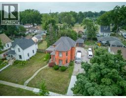 48 Clark Street West, Leamington, ON N8H1E7 Photo 35