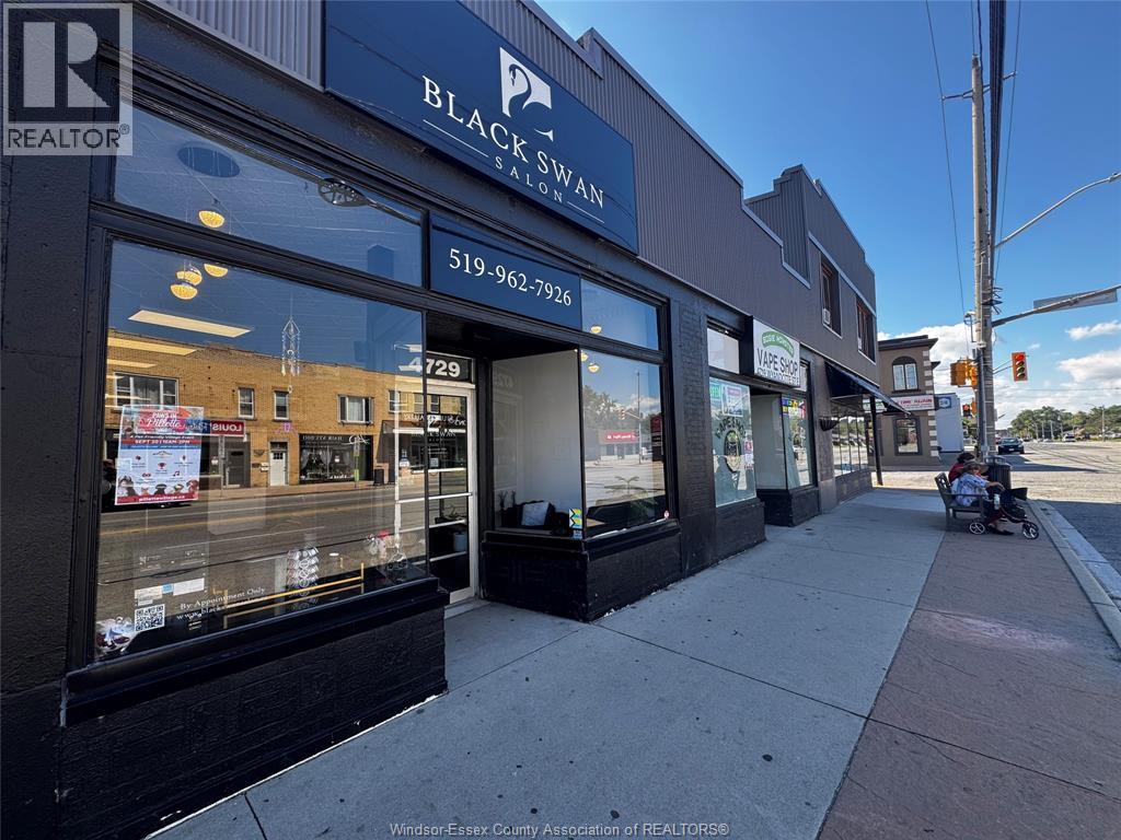 4705-4729 WYANDOTTE STREET East, Windsor — photo 1
