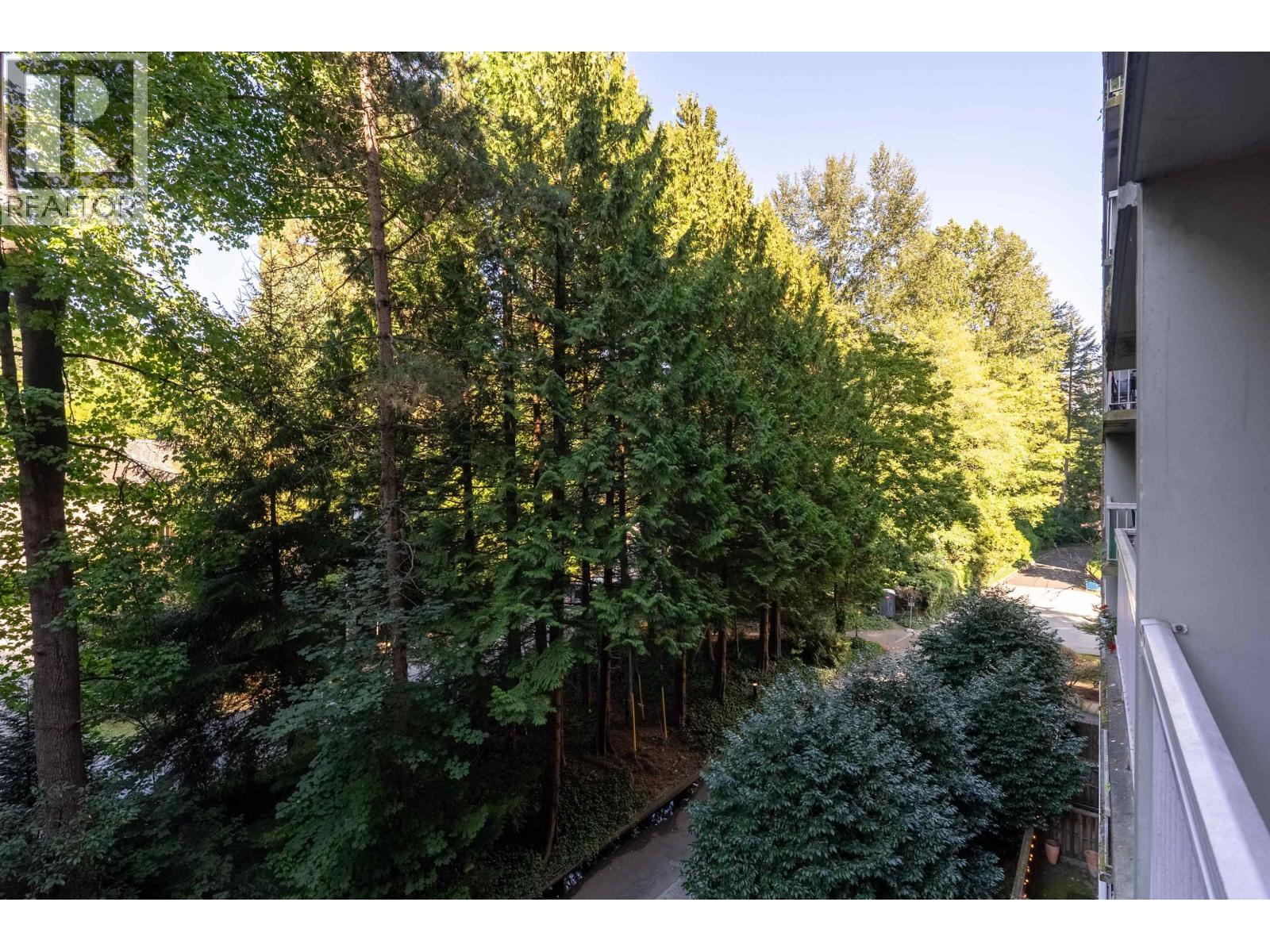 501 2012 FULLERTON AVENUE, North Vancouver