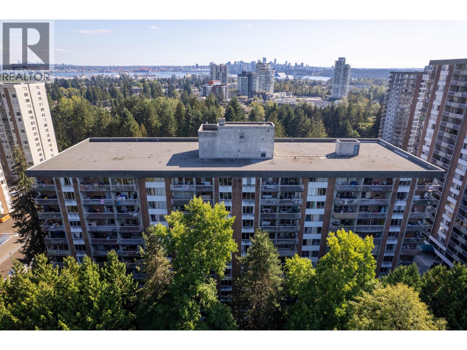 501 2012 FULLERTON AVENUE, North Vancouver