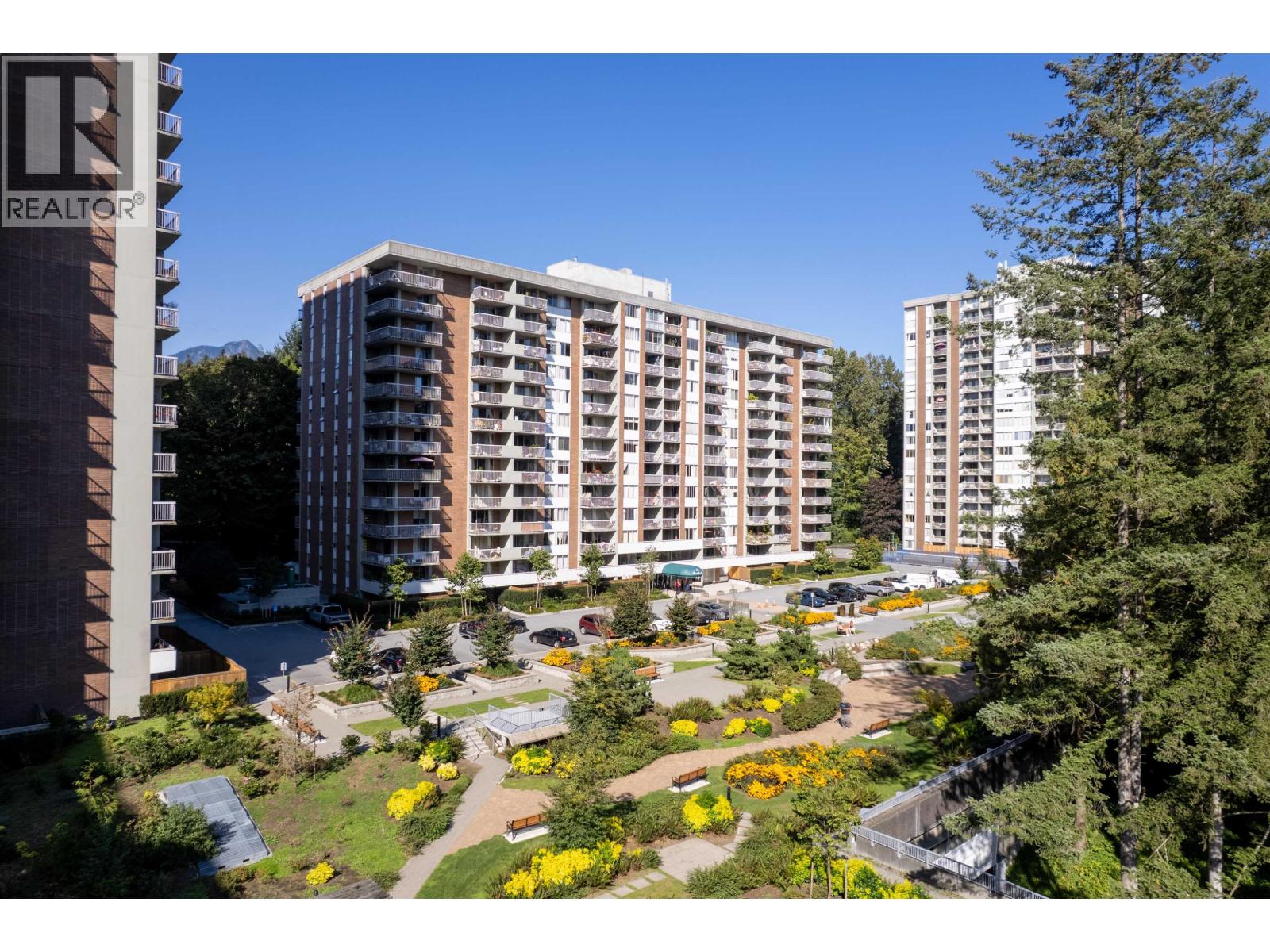 501 2012 FULLERTON AVENUE, North Vancouver