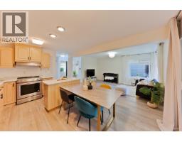 2512 Burian Drive, Coquitlam, BC V3K5W9 Photo 8