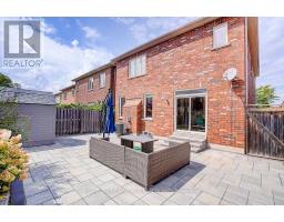 39 James Parrott Avenue, Markham, ON L6E0J8 Photo 17
