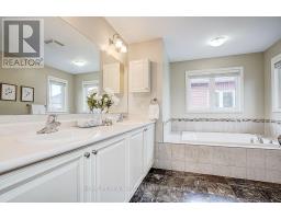 39 James Parrott Avenue, Markham, ON L6E0J8 Photo 32