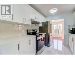33 Kitsilano Crescent, Richmond Hill, ON L4C5A4 Photo 11