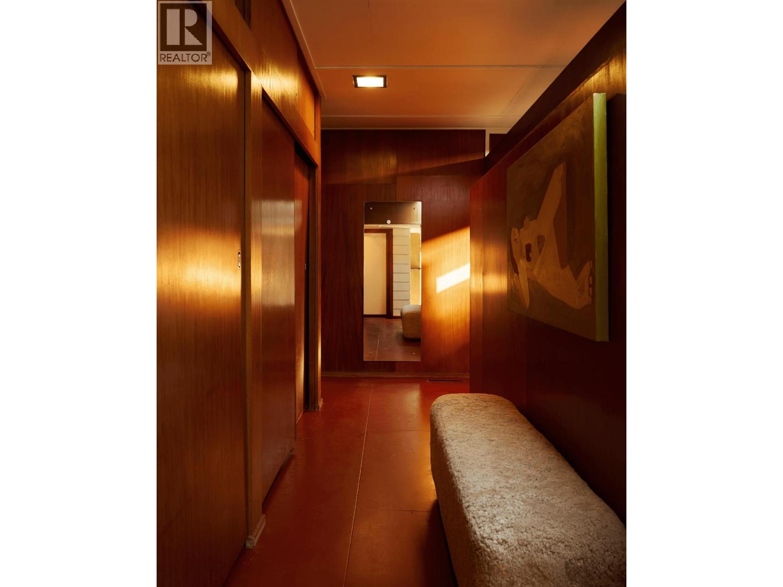 4065 SUNSET BOULEVARD, North Vancouver