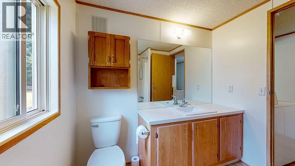 11 4496 SUNSHINE COAST HIGHWAY HIGHWAY, Sechelt