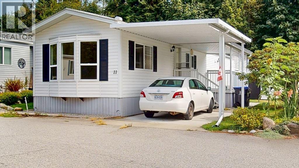 11 4496 SUNSHINE COAST HIGHWAY HIGHWAY, Sechelt