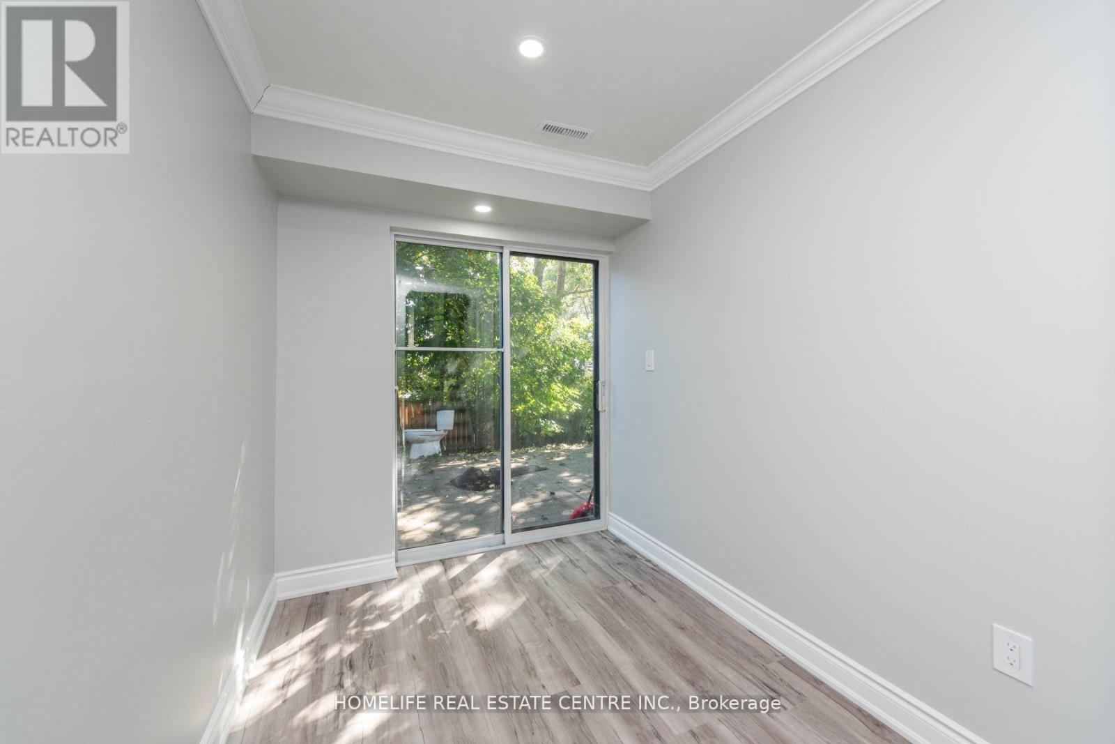 79 FOX RUN - Image 34