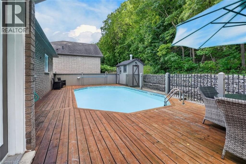 126 DORCHESTER Drive - Image 28