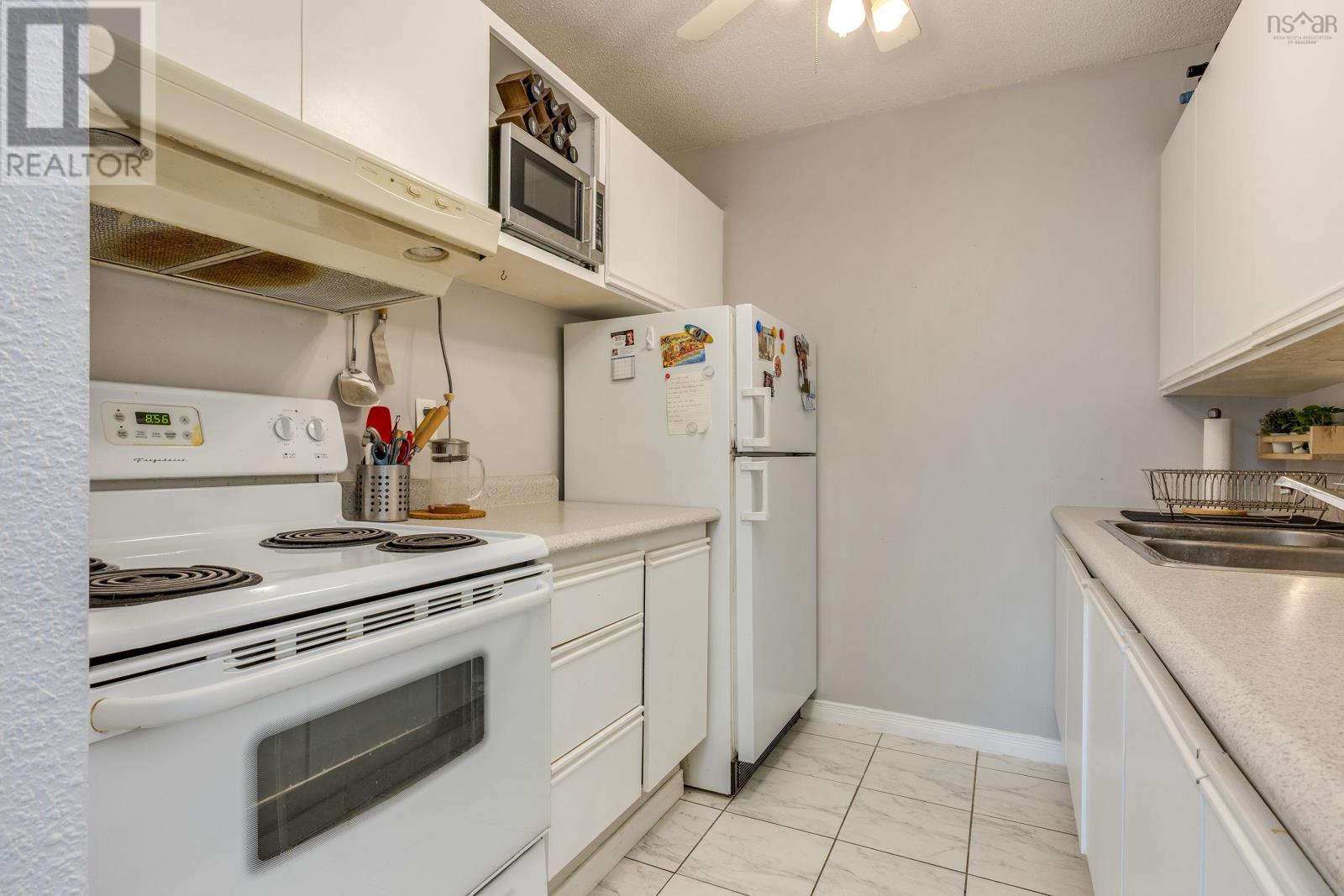 202 5572 North Ridge Road, Halifax — photo 9