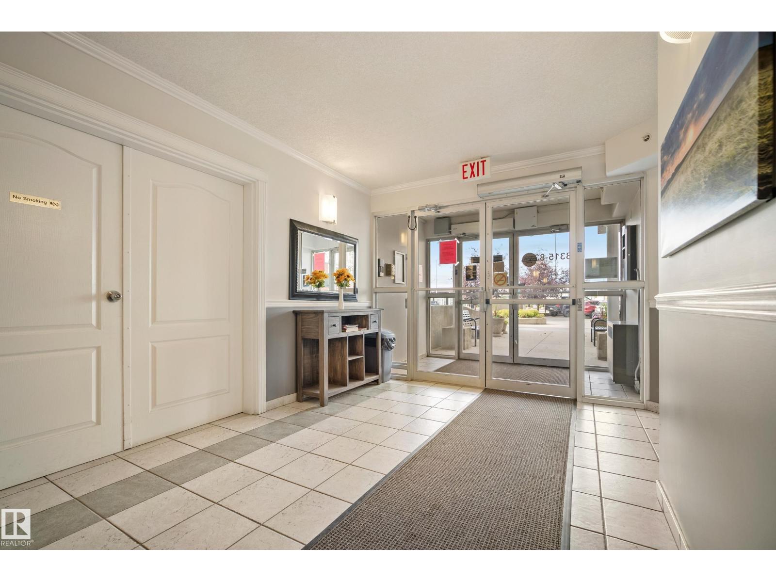 #306 8315 83 ST NW - 12