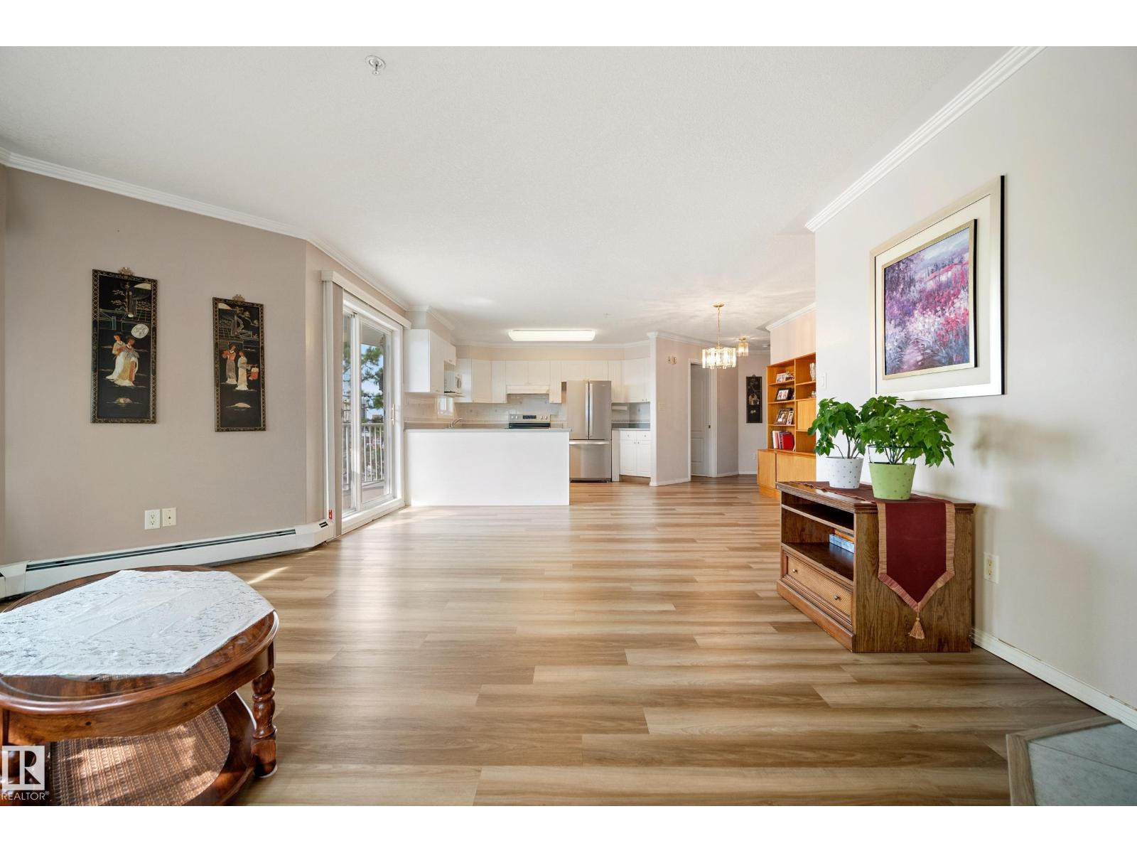 #306 8315 83 ST NW - 25