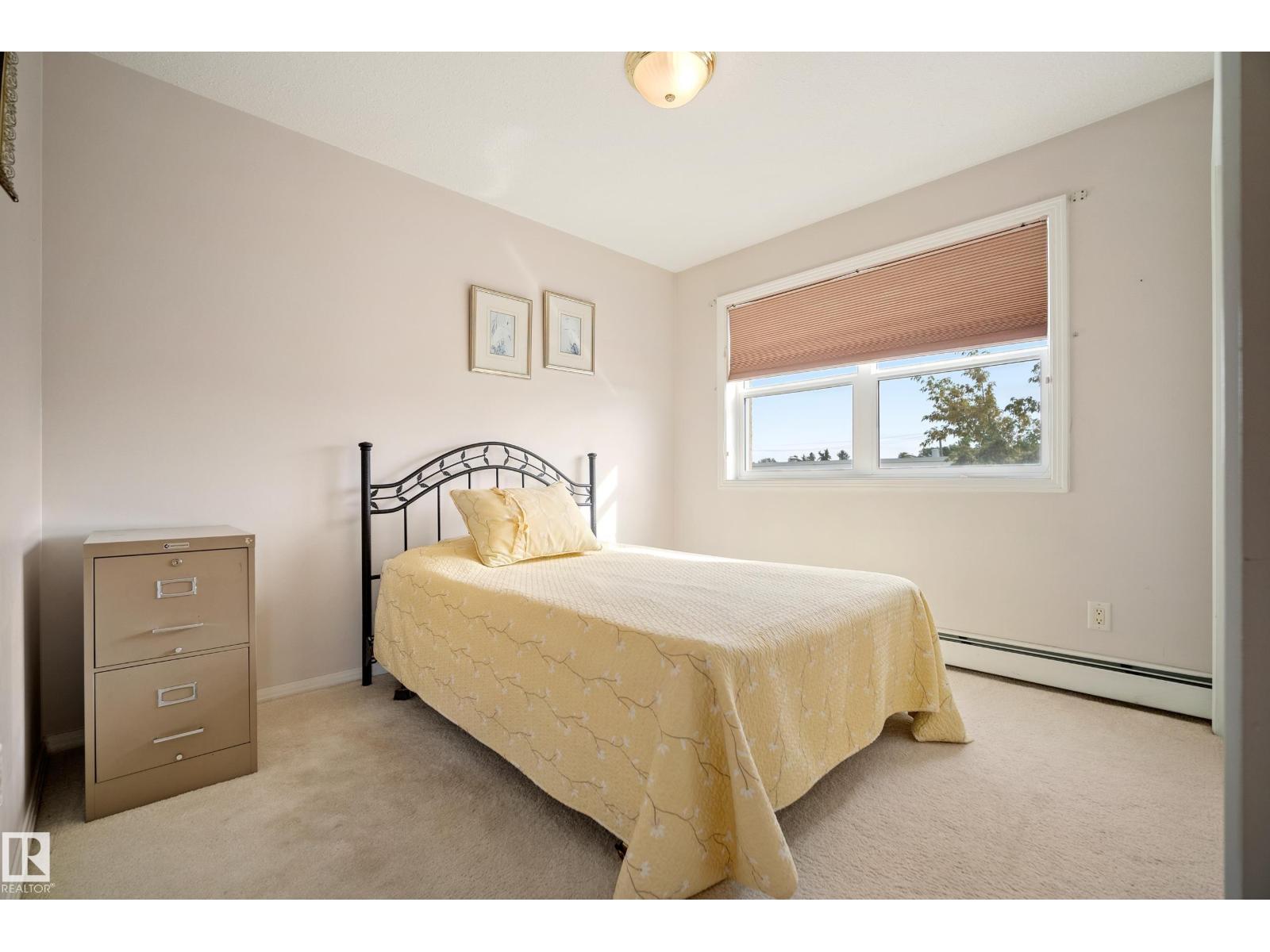 #306 8315 83 ST NW - 32