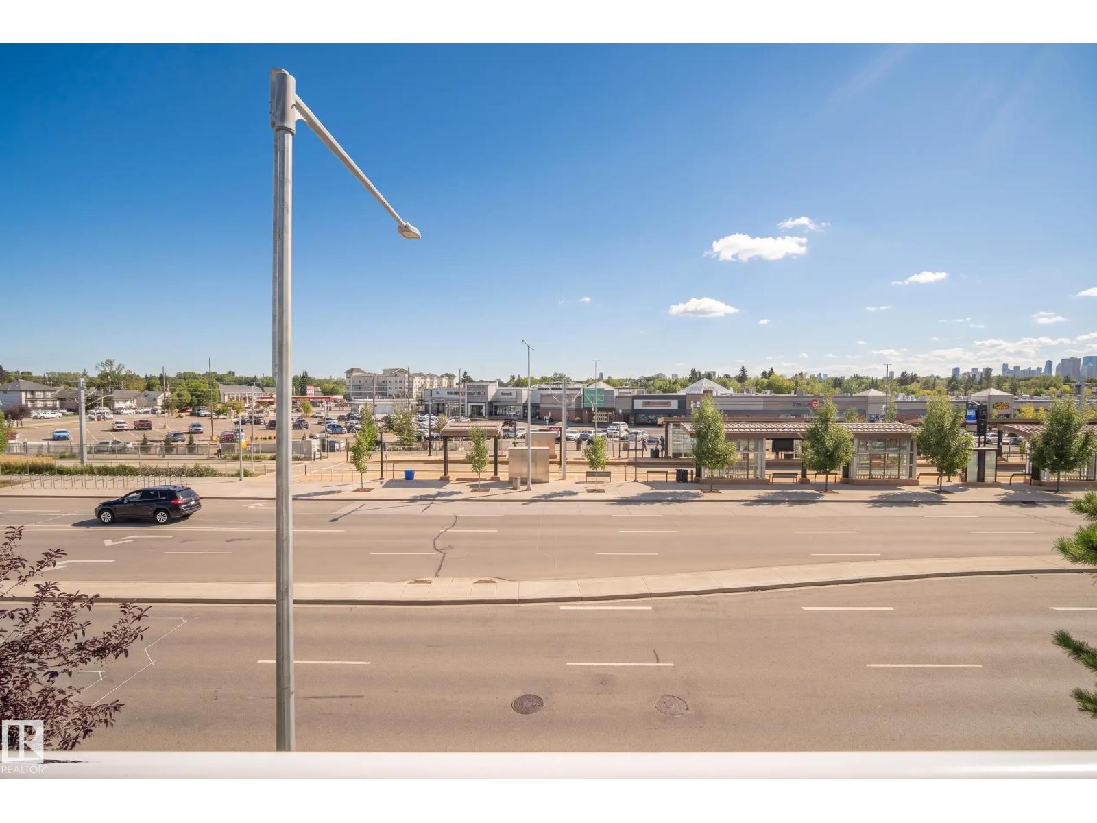 #306 8315 83 ST NW - 36