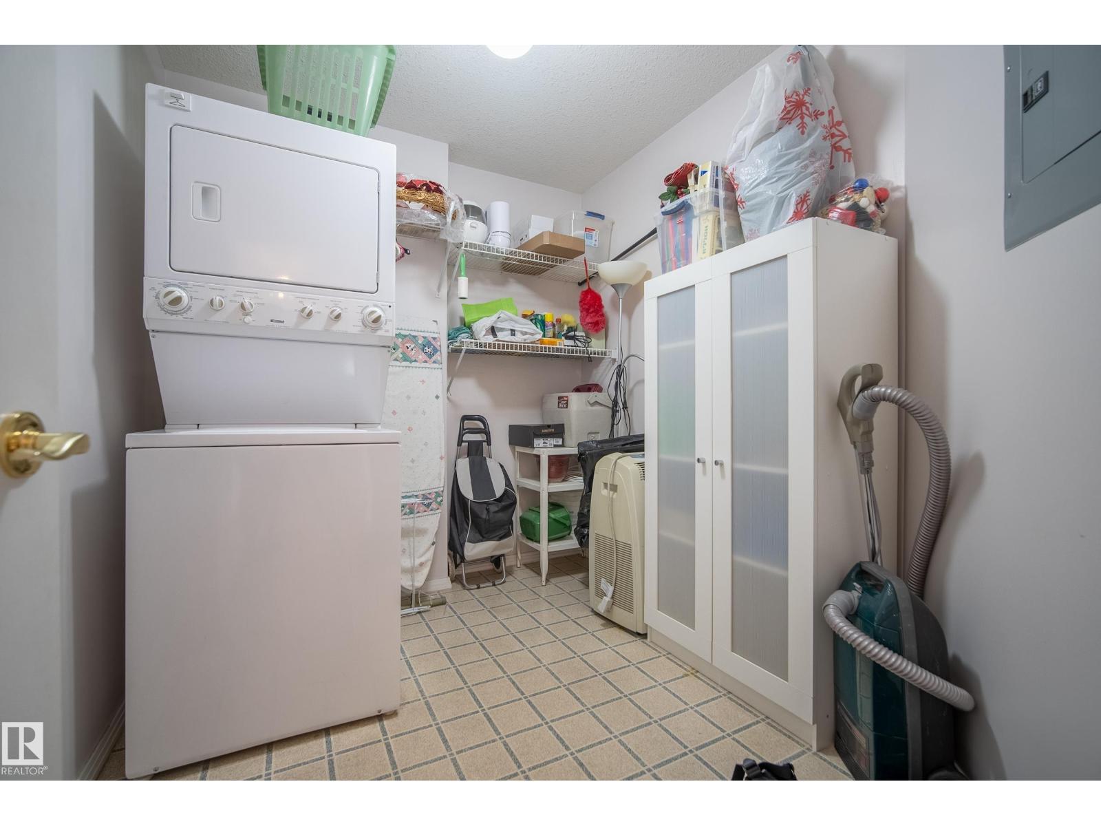 #306 8315 83 ST NW - 37