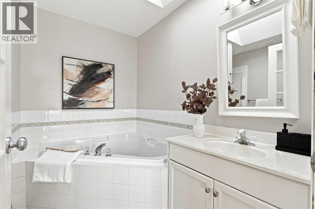 1095 Bridlemeadows Manor SW - Image 28