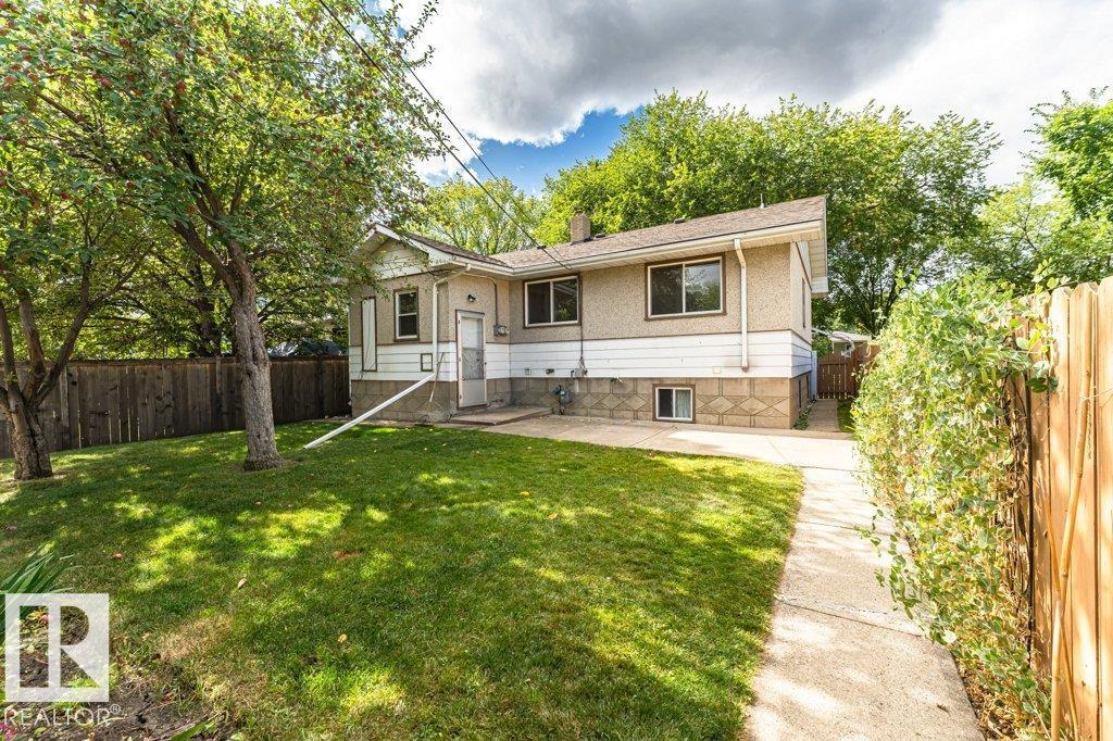 10509 77 ST NW - 49
