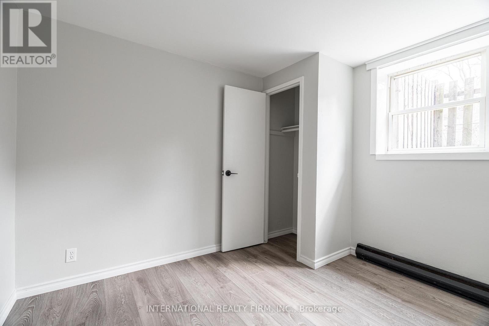 2 - 24 BROOKSIDE STREET, London South (South F) — photo 4