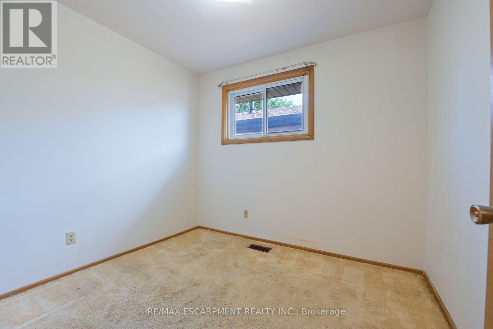 50 BERKO AVENUE - 23